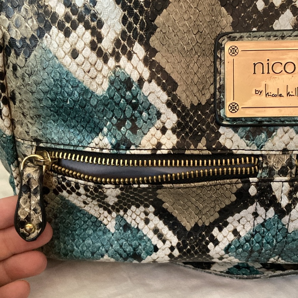 Nicole by Nicole Miller Faux Snakeskin Print Crossbody Shoulder Bag Purse - Picture 6 of 13